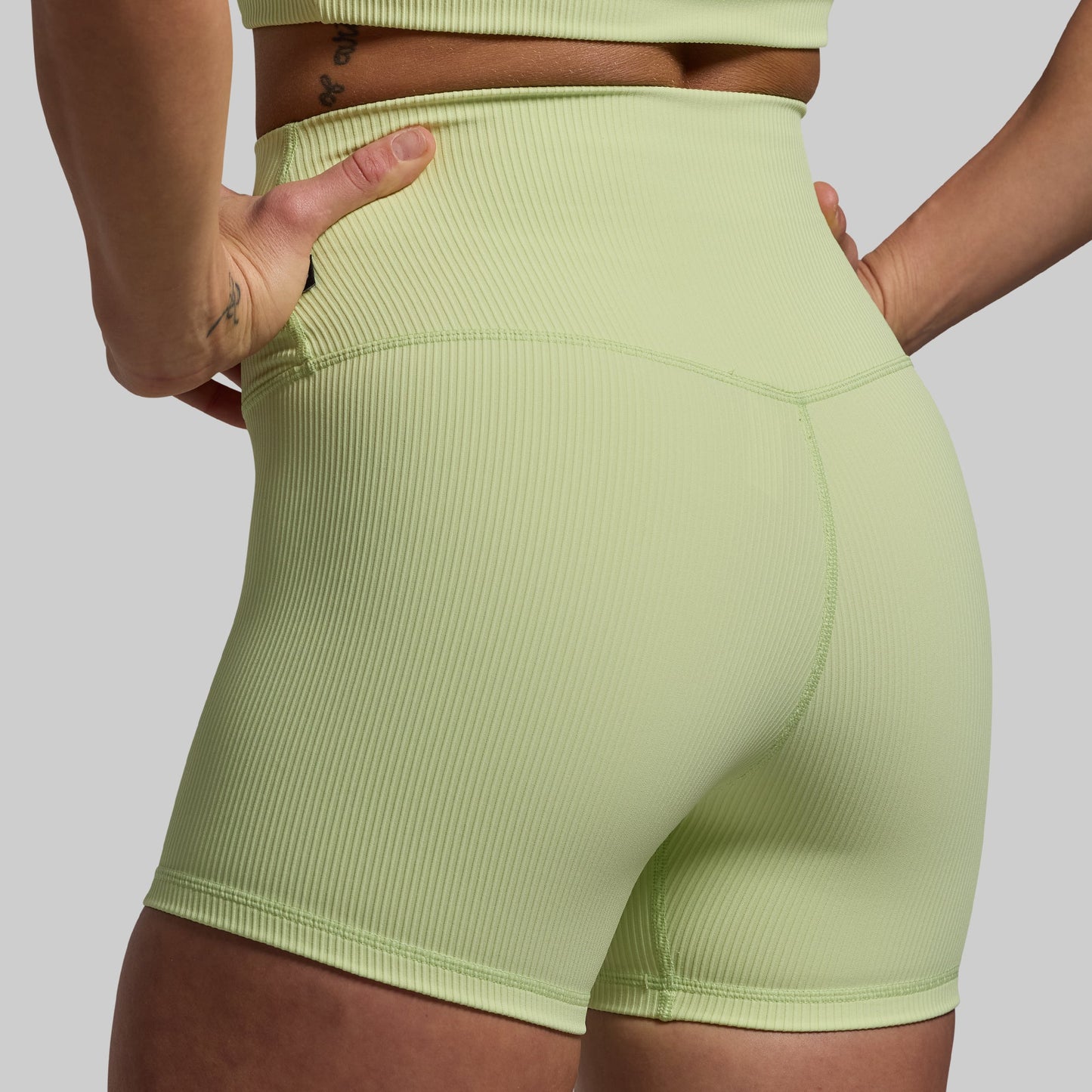 Limitless Short (Glow)