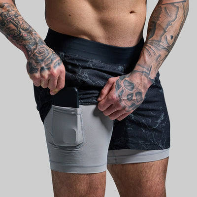 Versatile Short w/ Compression 5" (Black Marble)