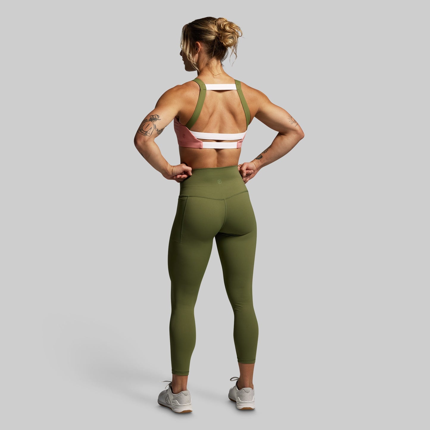 Your Go To 7/8 Legging w/ Pockets 2.0 (Army Green)