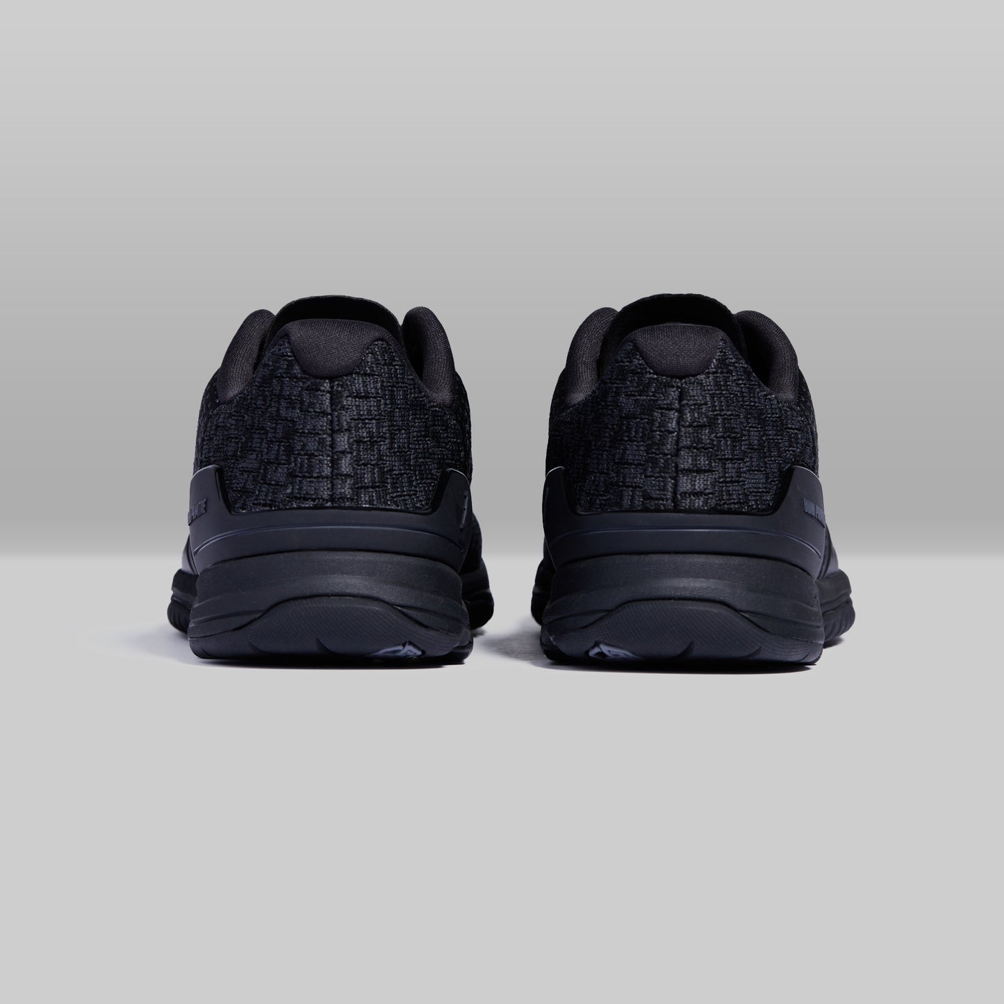 Women's Savage 1 (Black/Black)